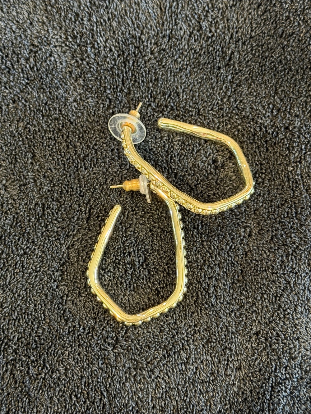 4 pair - Kendra Scott Earrings - Picture 2 of 4